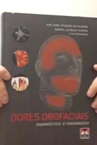 Escrevi uma resenha em 2012 sobre este livro no blog. A primeira edição lançada em 2001 foi um livro que li, reli, grifei e aprendi bastante pois até conhecê-lo eu praticamente desconhecia a dor orofacial. Meu conhecimento limitava-se às DTMs. Gosto muito, especialmente do capítulo de Síndrome da Ardência Bucal! 